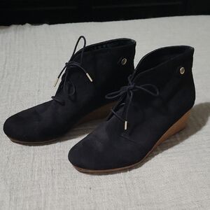 Dr. Scolls Black Faux Suede Ankle Wedge Boots SZ 11